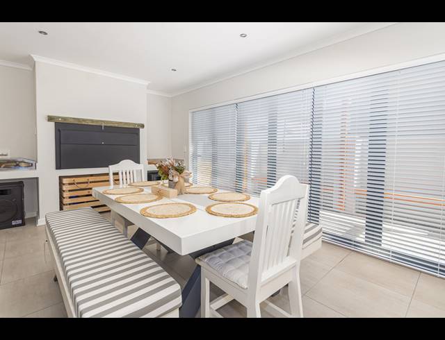 3 BEDROOM FREEHOLD FOR SALE IN PARKLANDS NORTH